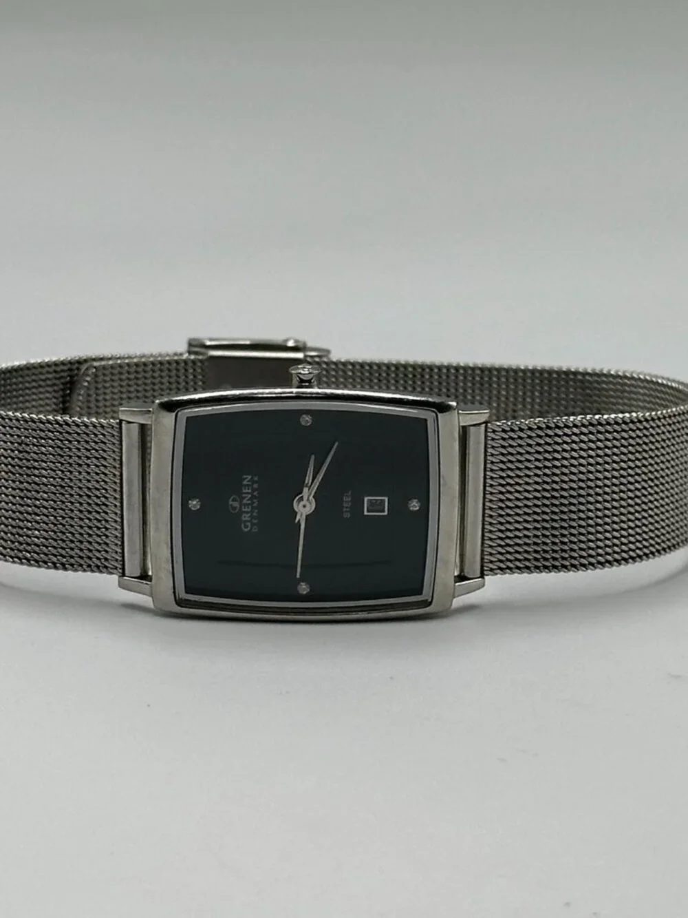 3/$30 Grenen Watch Women Silver Tone Black Dial Date Window New Battery 8.5 Inch